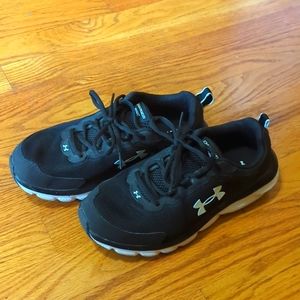 Under Armour Women's athletic shoes